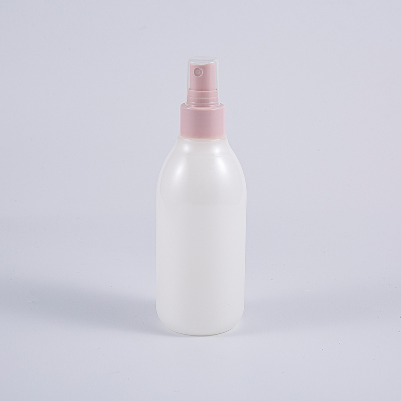 Flacone airless opaco traslucido multistrato da 100 ml 160 ml 200 ml con erogatore a pompa