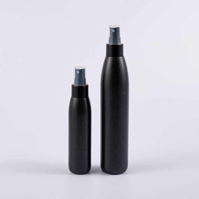Flacone in PE da 100 ml e 250 ml – Dispenser a pompa in plastica nera con finitura perlata