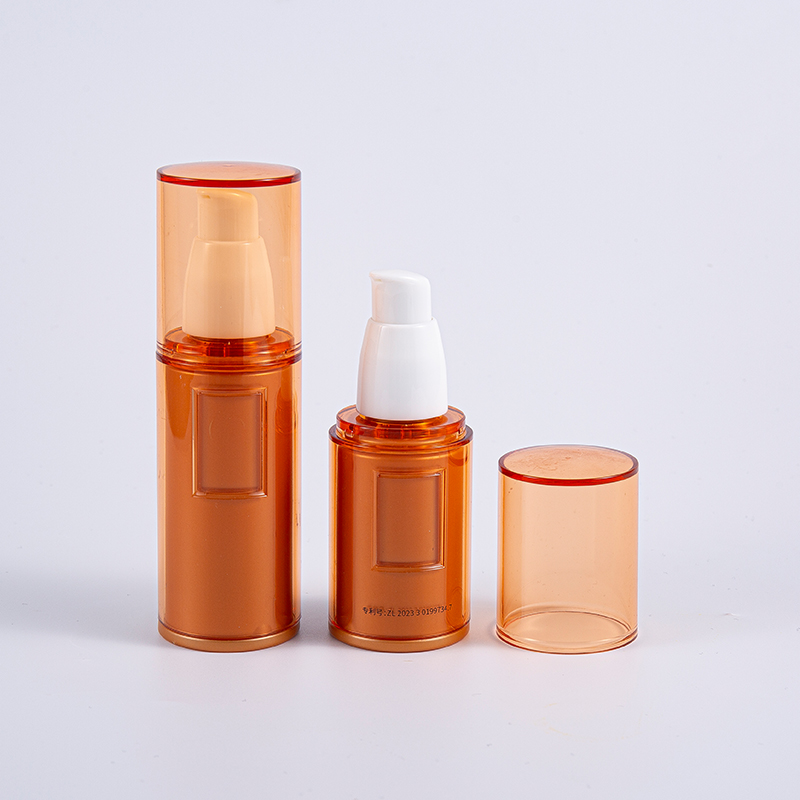 Contenitore cosmetico ricaricabile Flacone sottovuoto con sacchetto interno da 40 ml con pompa airless 