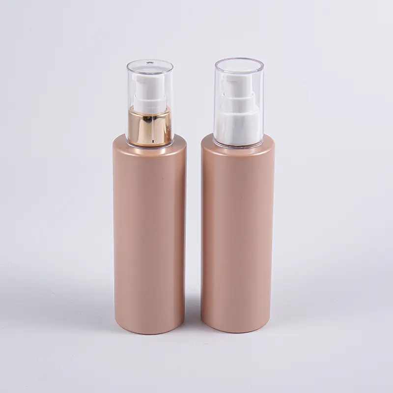 I cosmetici utilizzano una bottiglia di plastica PET da 120 ml con pompa spruzzatrice